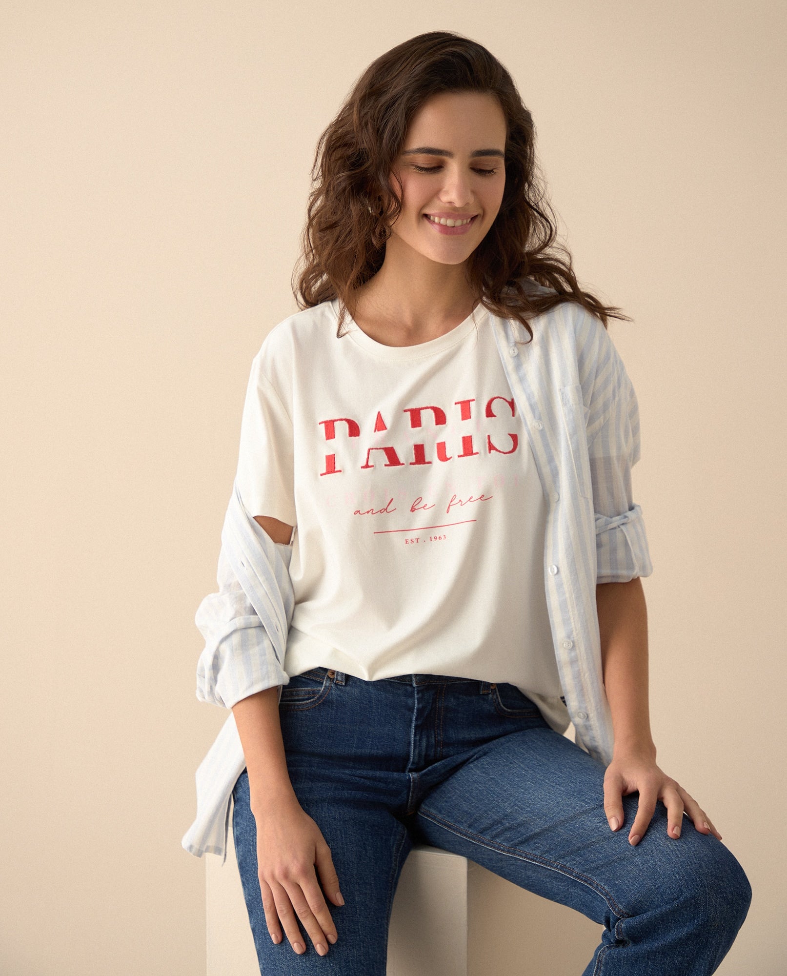 Camiseta con detalles bordados para mujer - Crudo 34_101G108_CRU110602_5