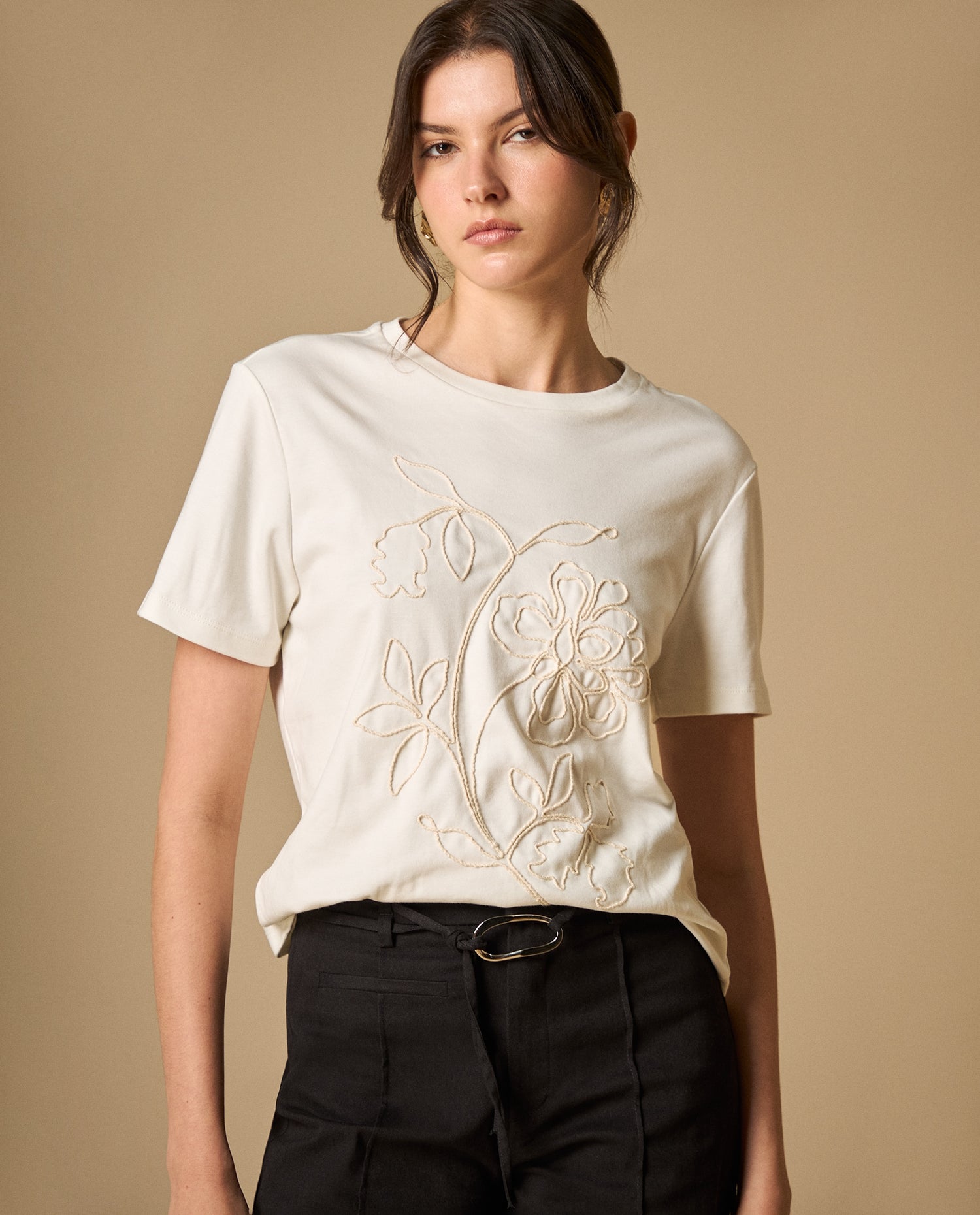 Camiseta manga corta con bordado decorativo - Blanco