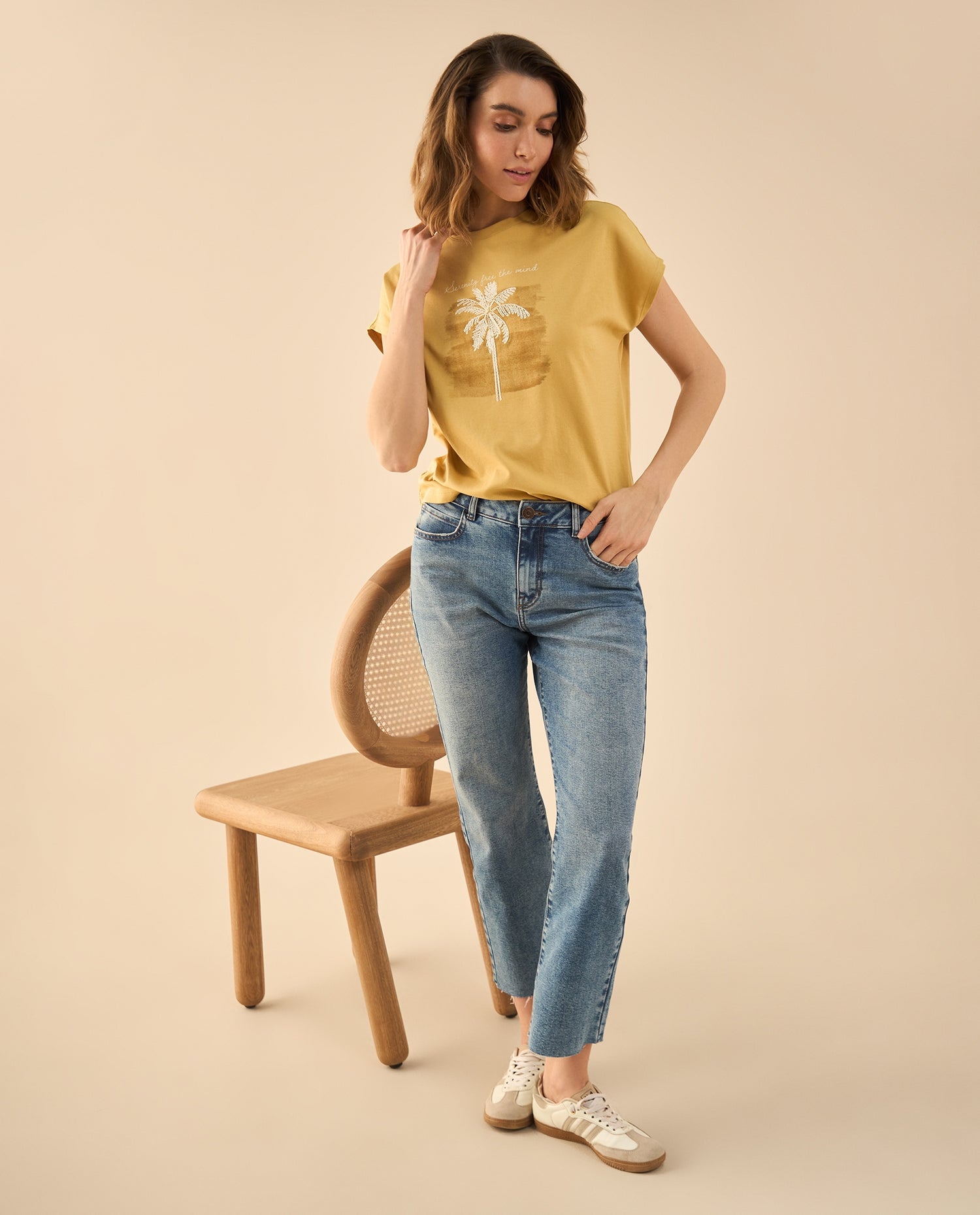 Camiseta con detalles bordados para mujer - Beige