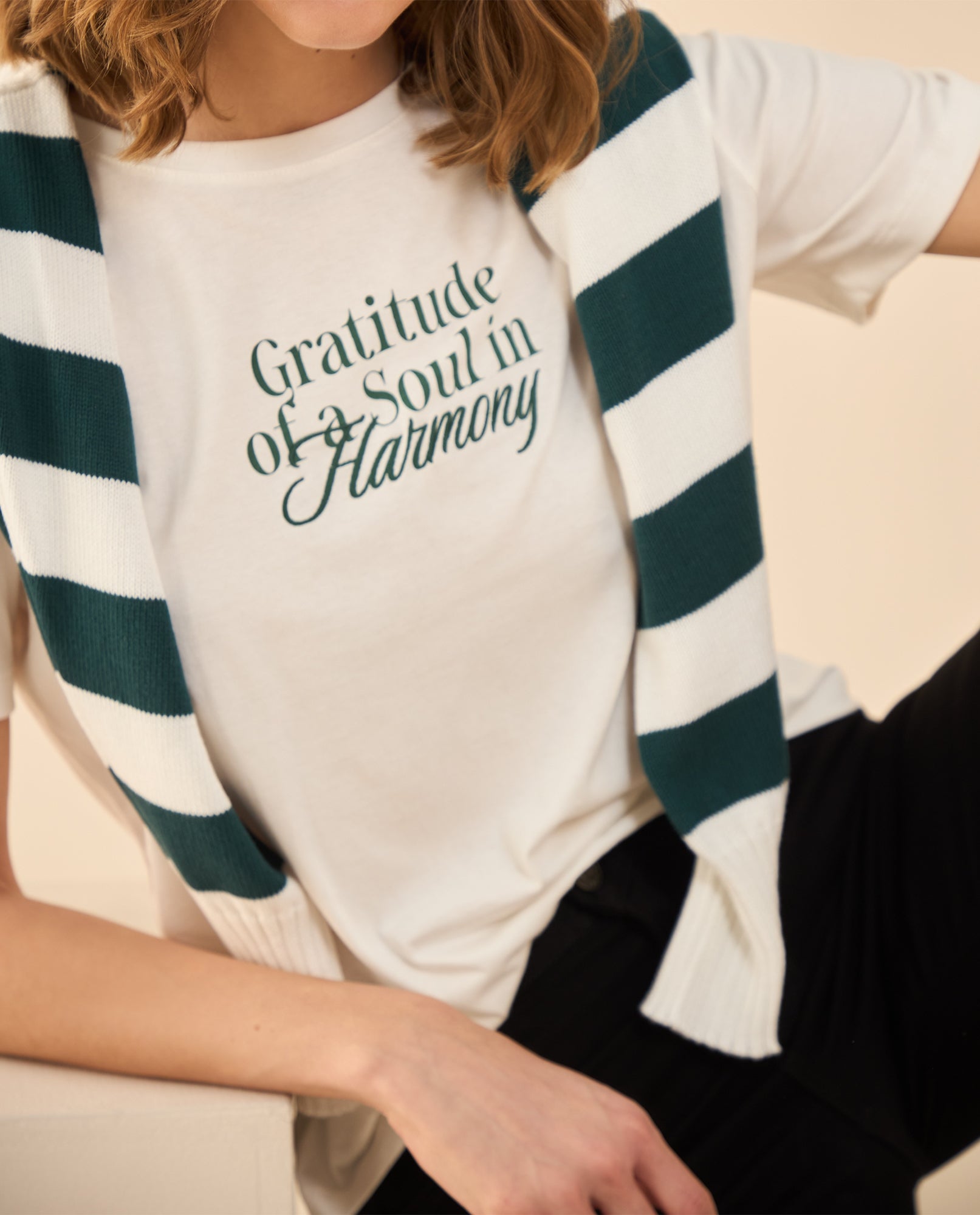 Camiseta con detalles bordados para mujer - Crudo 34_102G101_CRU110602_0