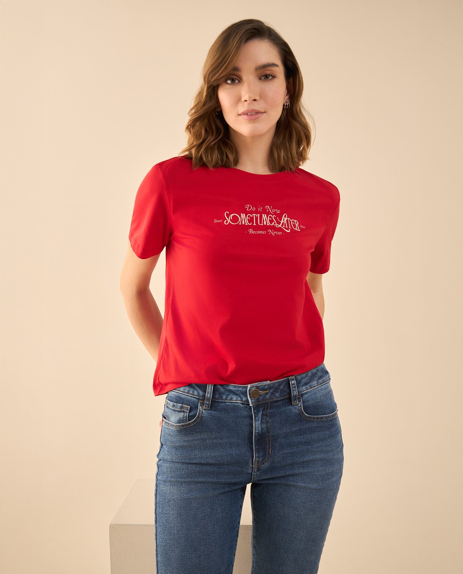 Camiseta con detalles bordados para mujer - Rojo 34_102G101_ROJ171537_5