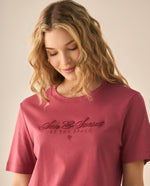Camiseta con letras bordadas al frente y en las mangas para mujer - Rosa