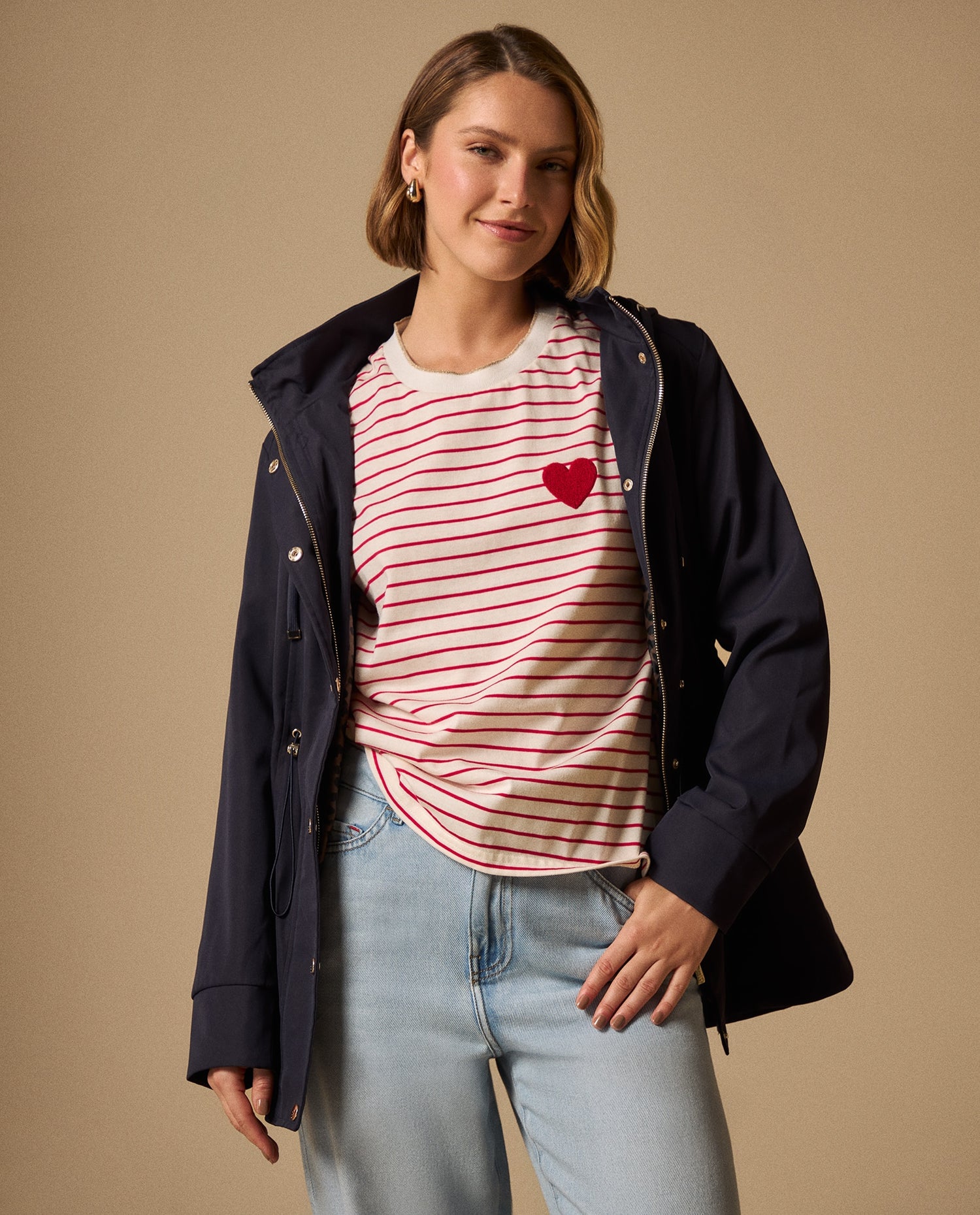 Camiseta Rayas con Corazón Bordado - Rojo