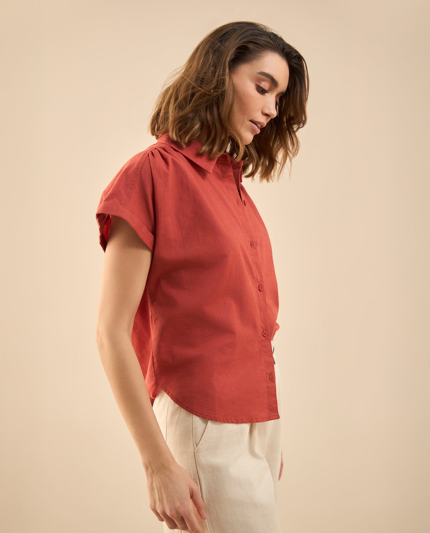 Camisa de cuello clásico para mujer - Rojo