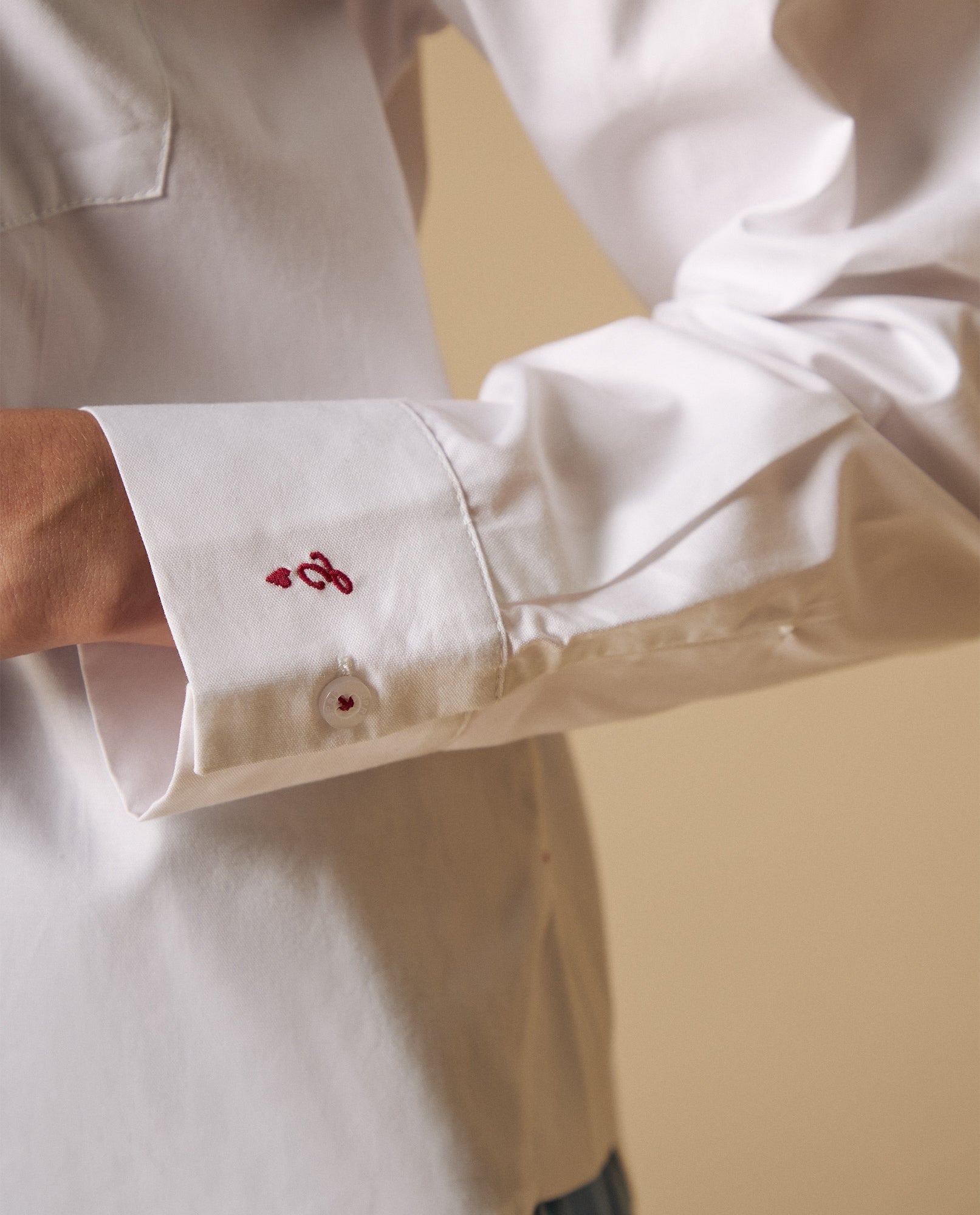 Camisa manga larga con bordado en pecho y puño - Blanco 34_111H003_BLA110601_4