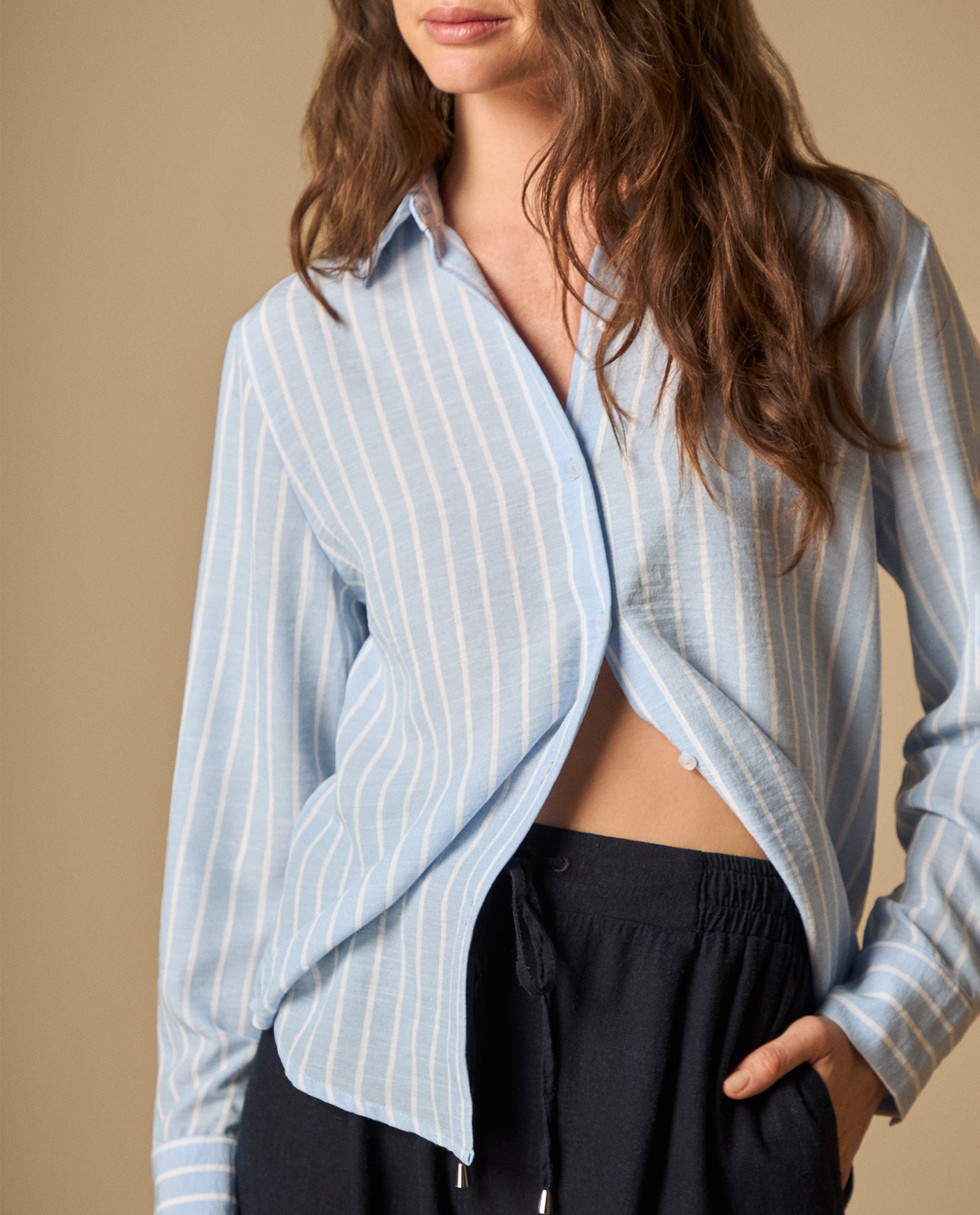 Camisa manga larga cuello camisero - Azul 34_111H005_AZU144115_3