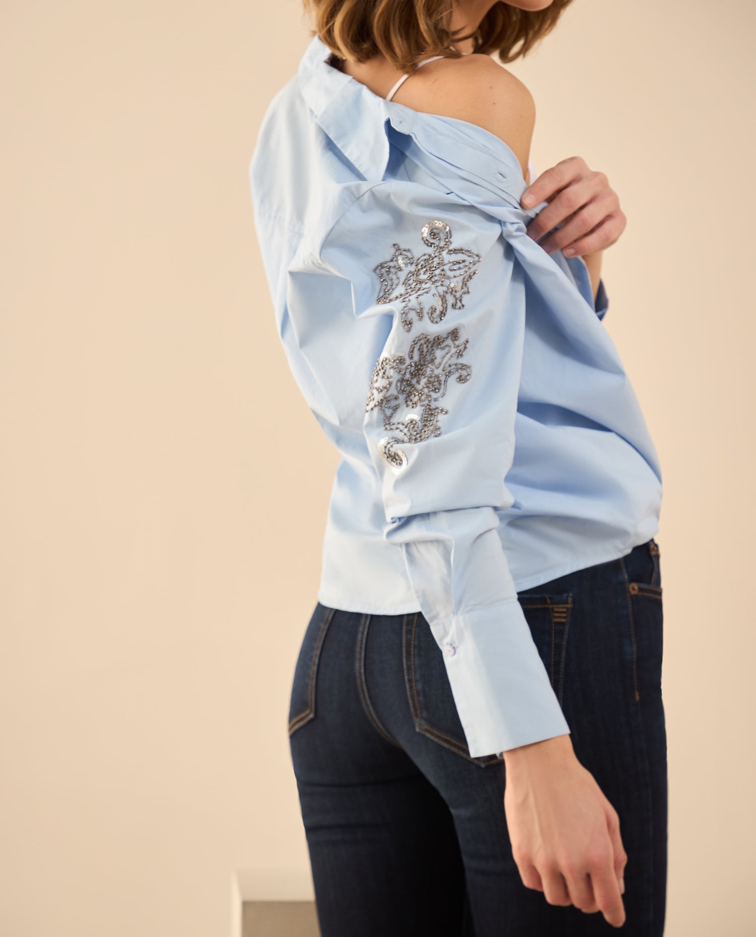 Camisa con apliques de piedras para mujer - Azul