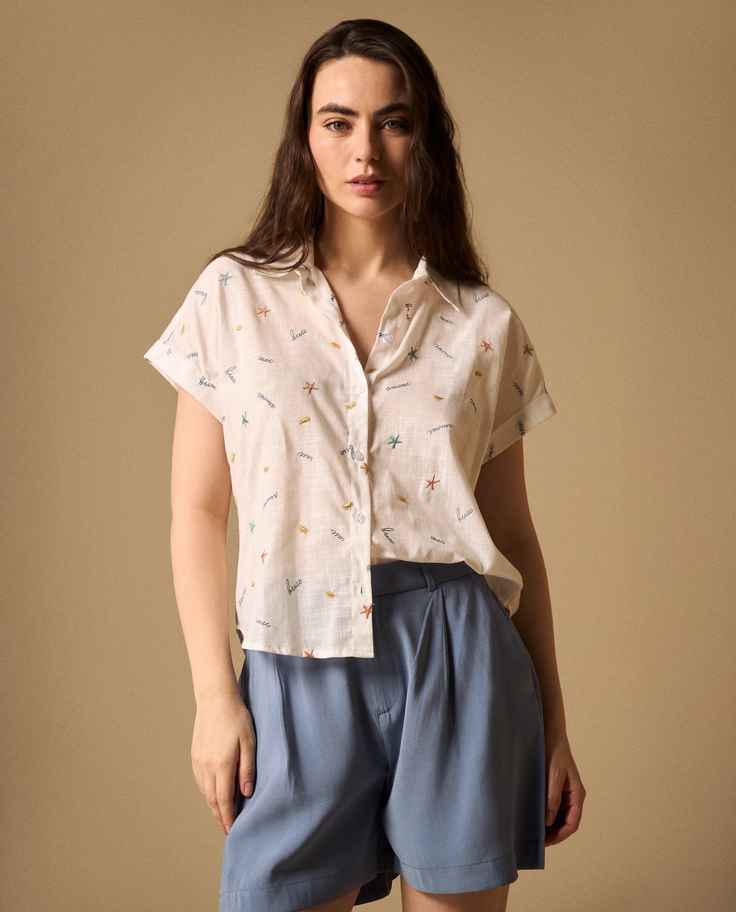 Camisa con Estampado de Palabras - Crudo