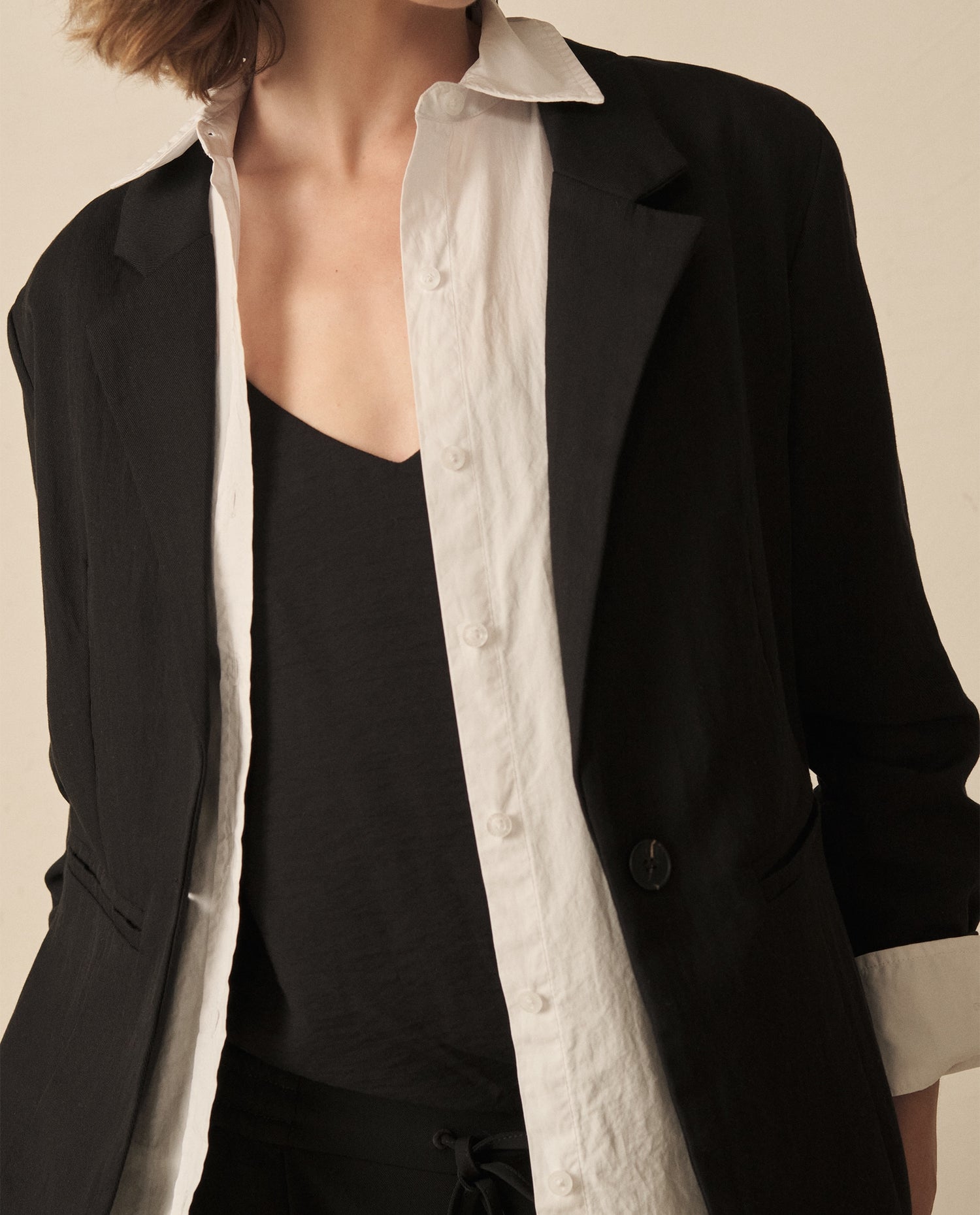Blazer largo de diseño abierto para mujer - Negro