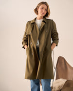 Trench Azul Bahía con Cinturón Ajustable - Verde