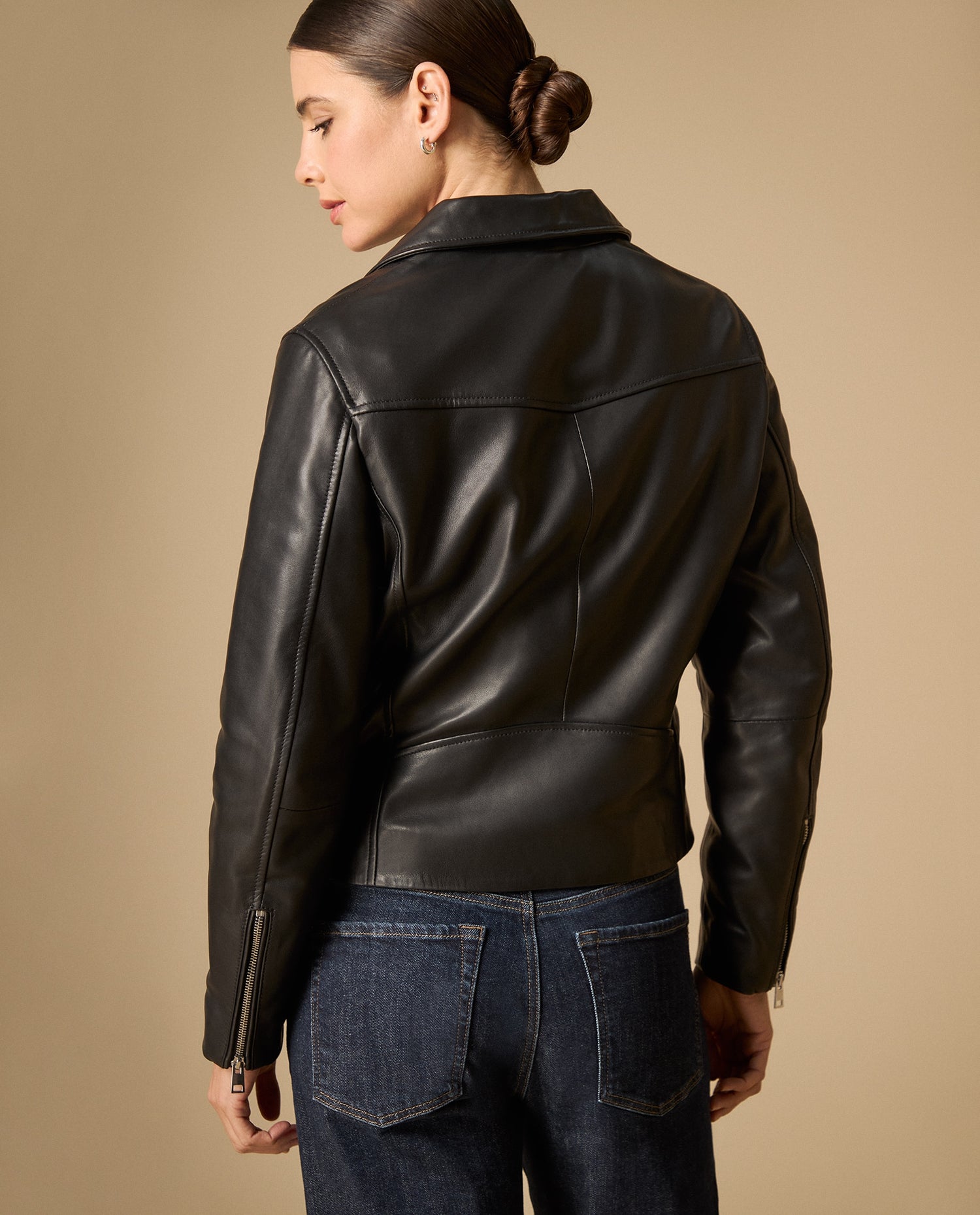 Chaqueta de cuero estilo biker con cierre diagonal - Negro