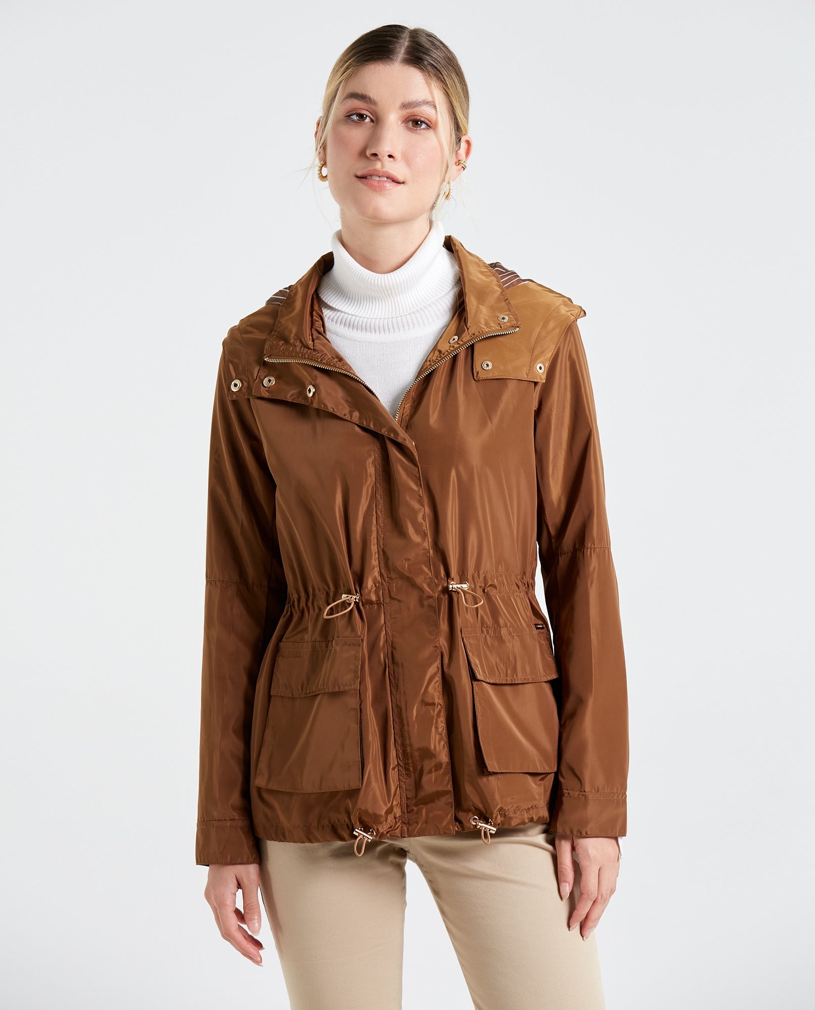 Chaqueta con capucha para mujer - Café 34_122E201_A01797_3