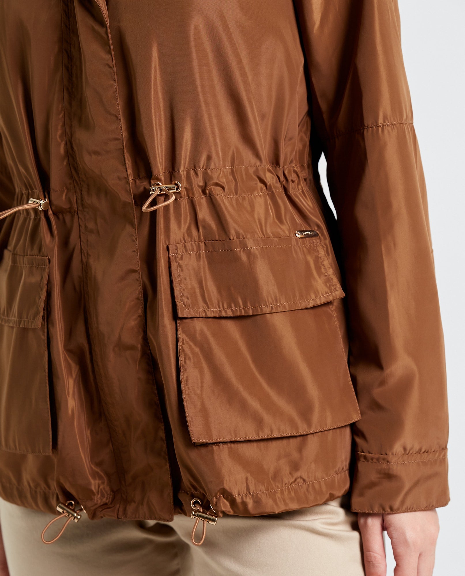 Chaqueta con capucha para mujer - Café 34_122E201_A01797_5