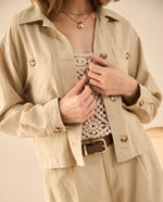 Chaqueta con ajuste de botones para mujer - Beige