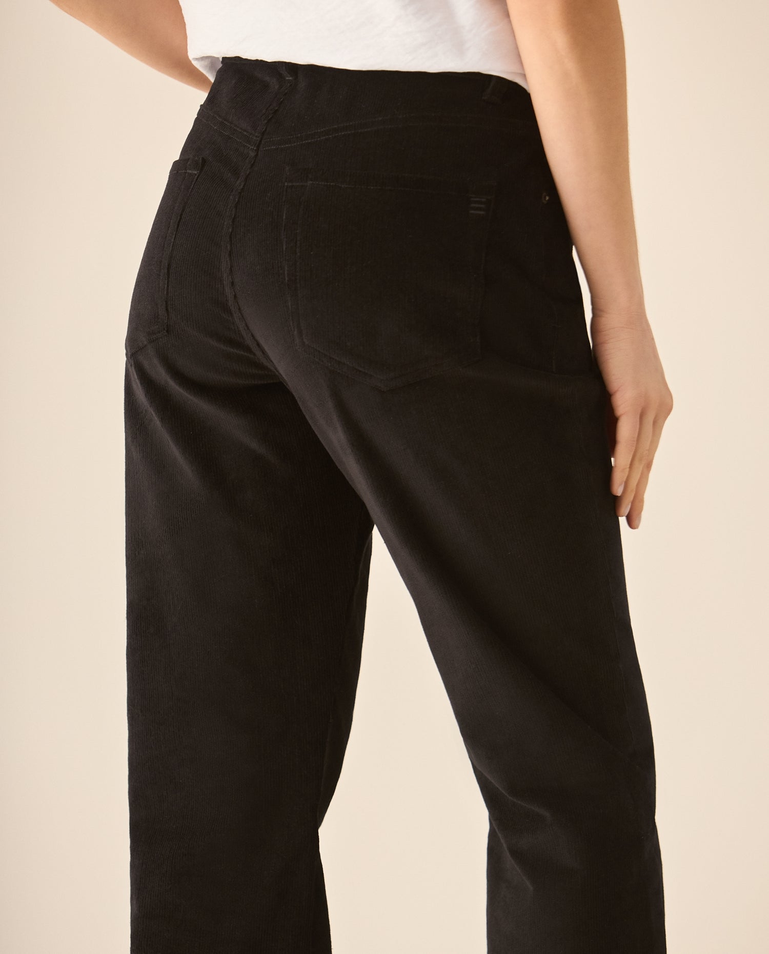 Pantalón Pana Boot Cut - Negro