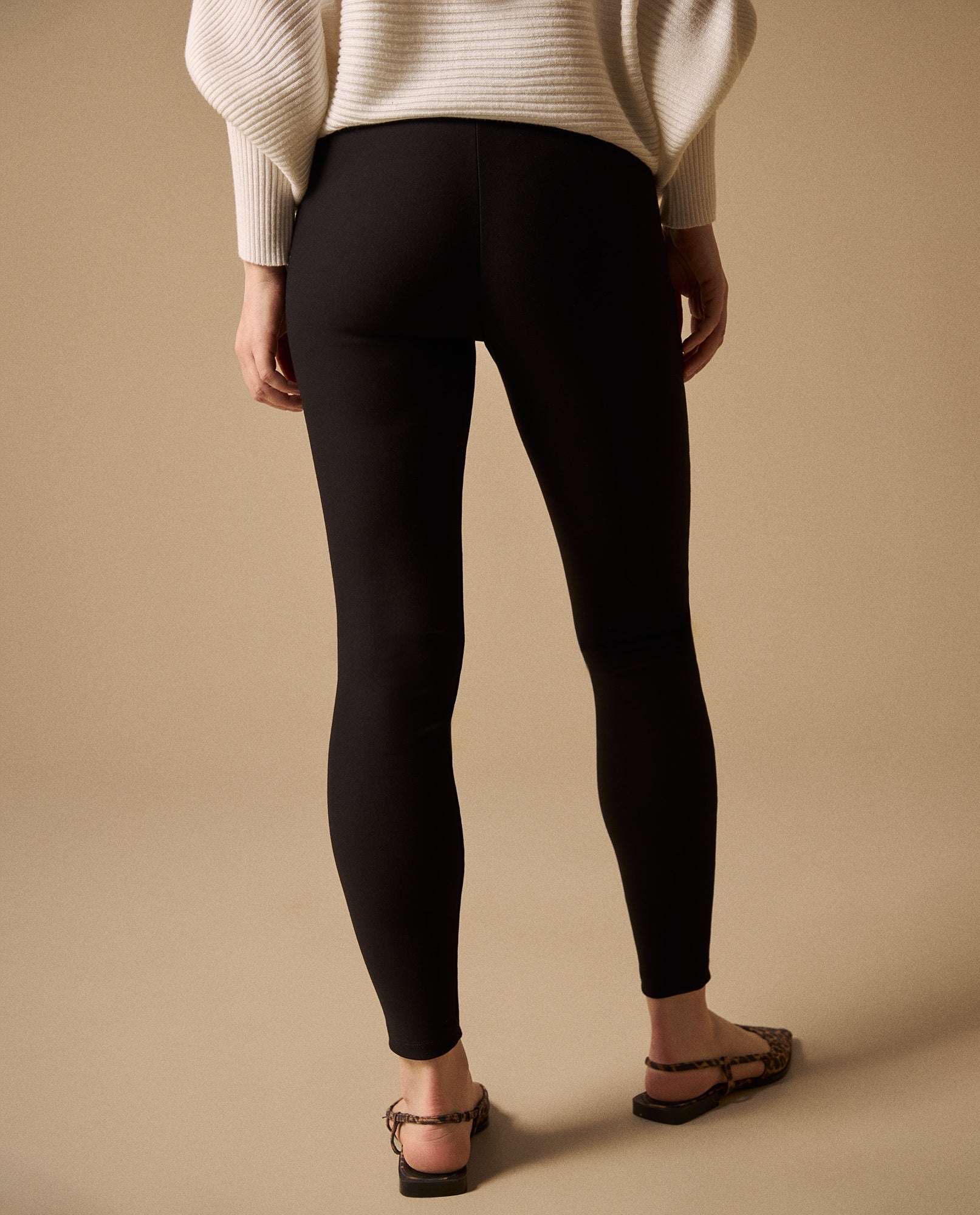 Pantalón tipo legging para mujer  - Negro 34_130G921_NEG190303_5