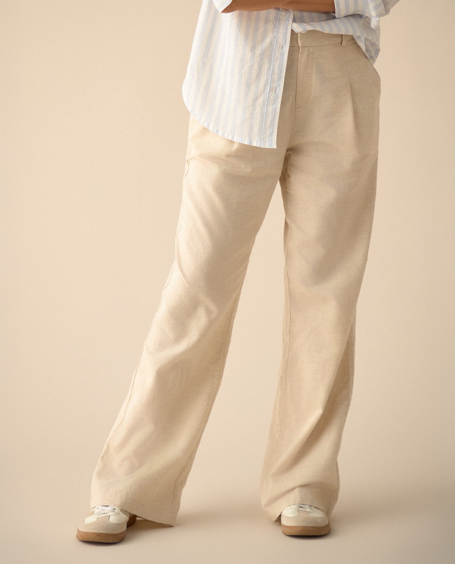 Pantalón de tela fluida para mujer - Crudo