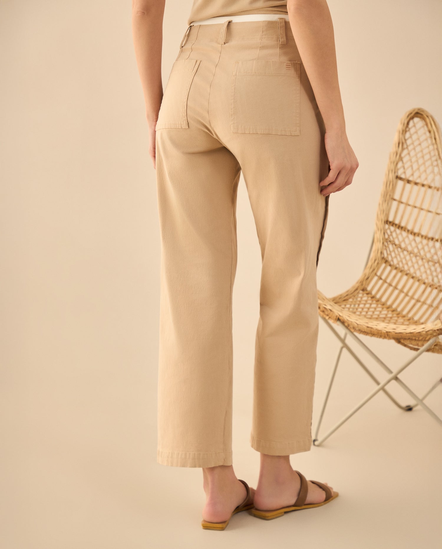 Pantalón con detalle de doble pretina para mujer - Beige