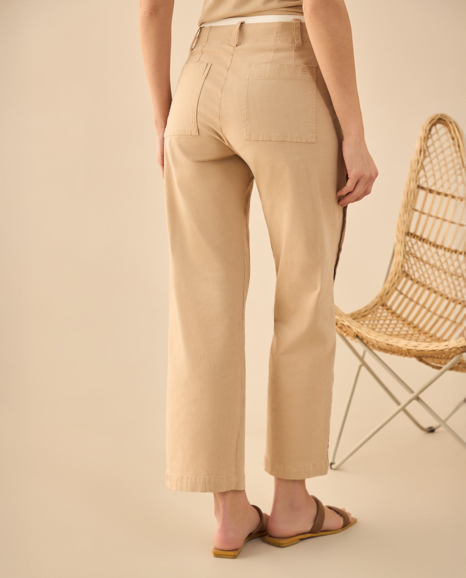 Pantalón con detalle de doble pretina para mujer - Beige 34_131G003_BEI141118_4