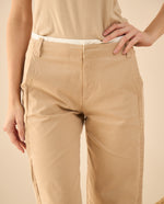 Pantalón con detalle de doble pretina para mujer - Beige