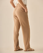 Pantalón bota recta con pretina elástica para mujer - Café