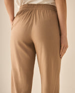 Pantalón bota recta con pretina elástica para mujer - Café