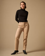 Pantalón Beige con Costuras Contrastantes - Beige