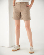 Bermuda de ruedo con guardapolvo para mujer - Beige