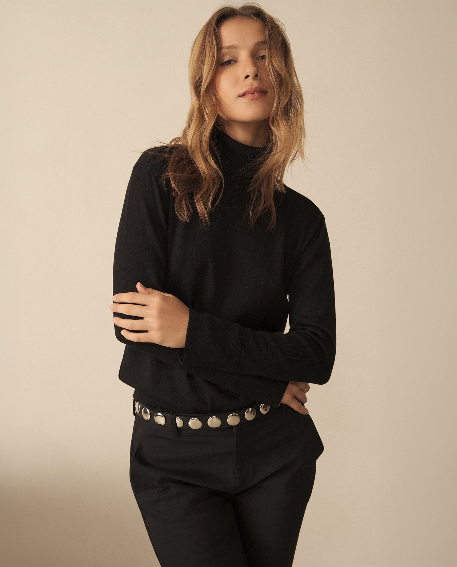 Buzo tejido de cuello alto para mujer - Negro