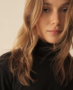 Buzo tejido de cuello alto para mujer - Negro