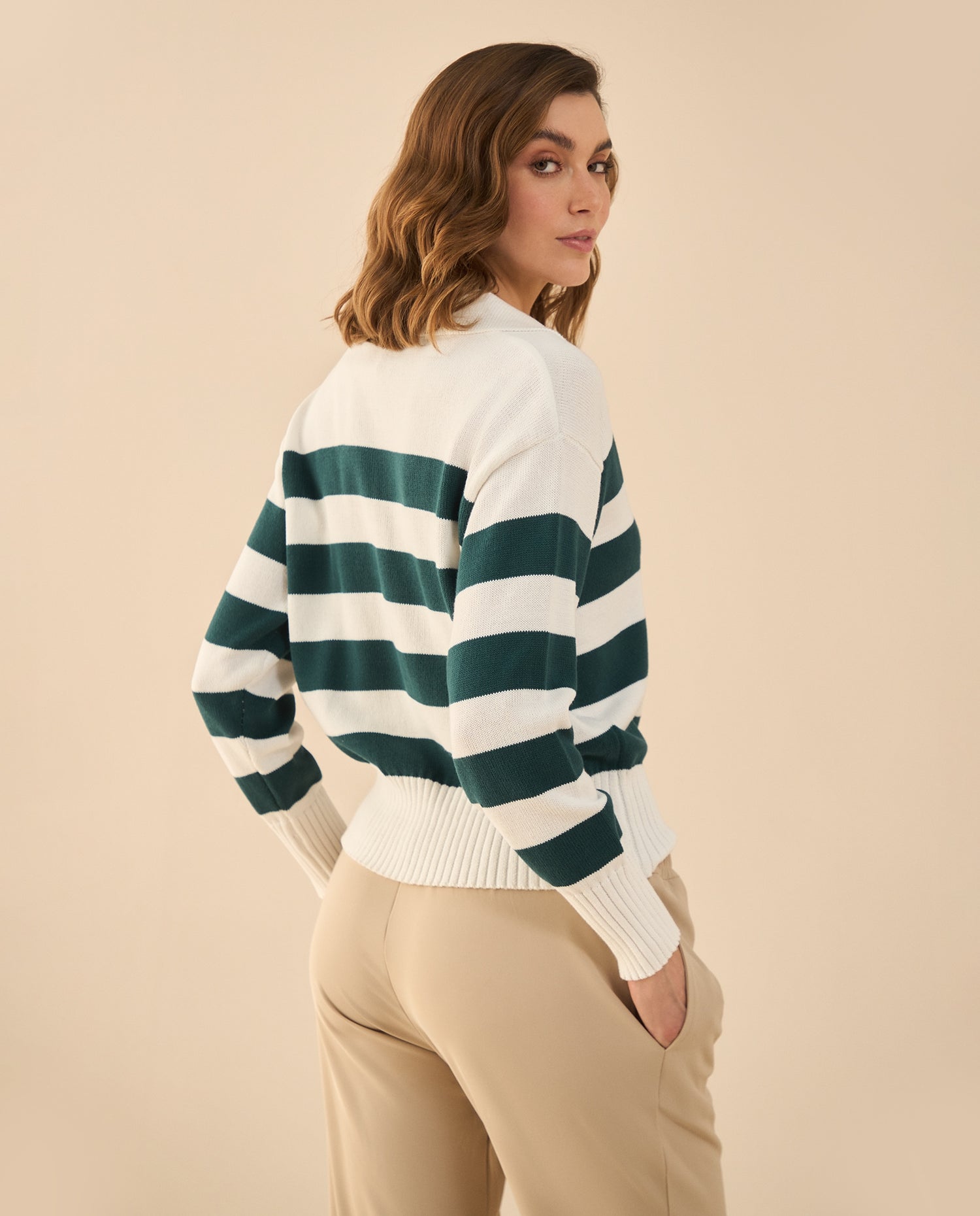 Buzo tejido de cuello clásico para mujer - Verde