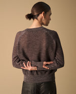 Suéter Gris con Detalles Metálicos - Gris