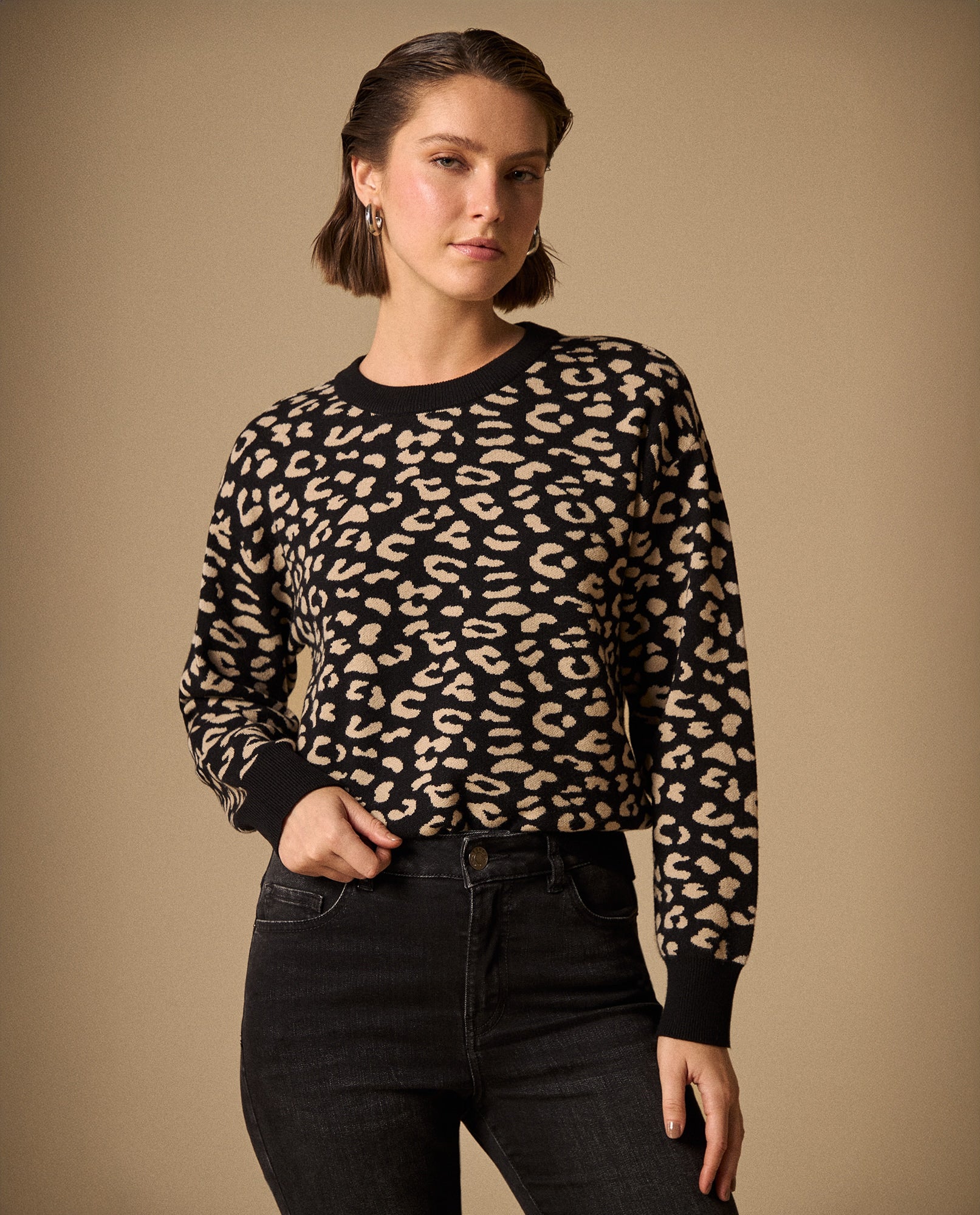 Suéter Tejido Estampado Leopardo Negro - Negro 34_169G700_NEG190303_3