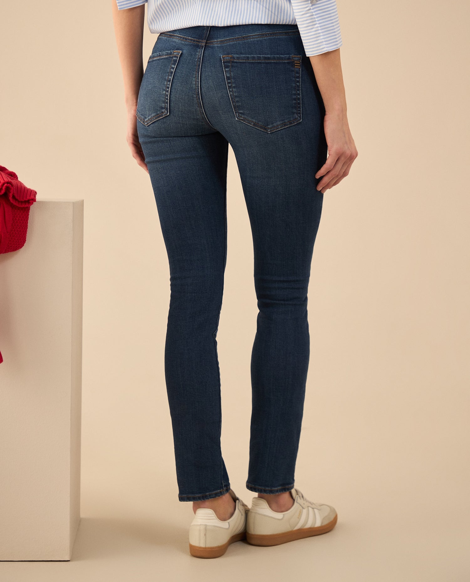 Jean slim tono oscuro para mujer - Azul
