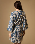 Vestido Wrap Azul con Estampado Tropical - Azul