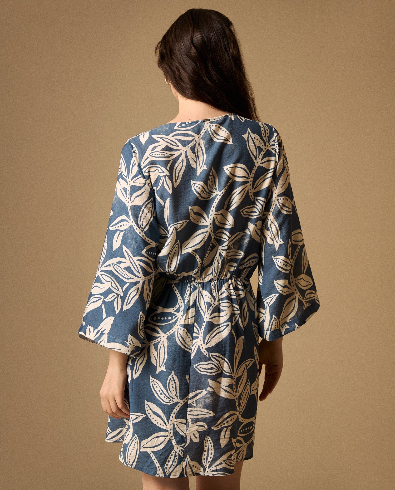 Vestido Wrap Azul con Estampado Tropical - Azul