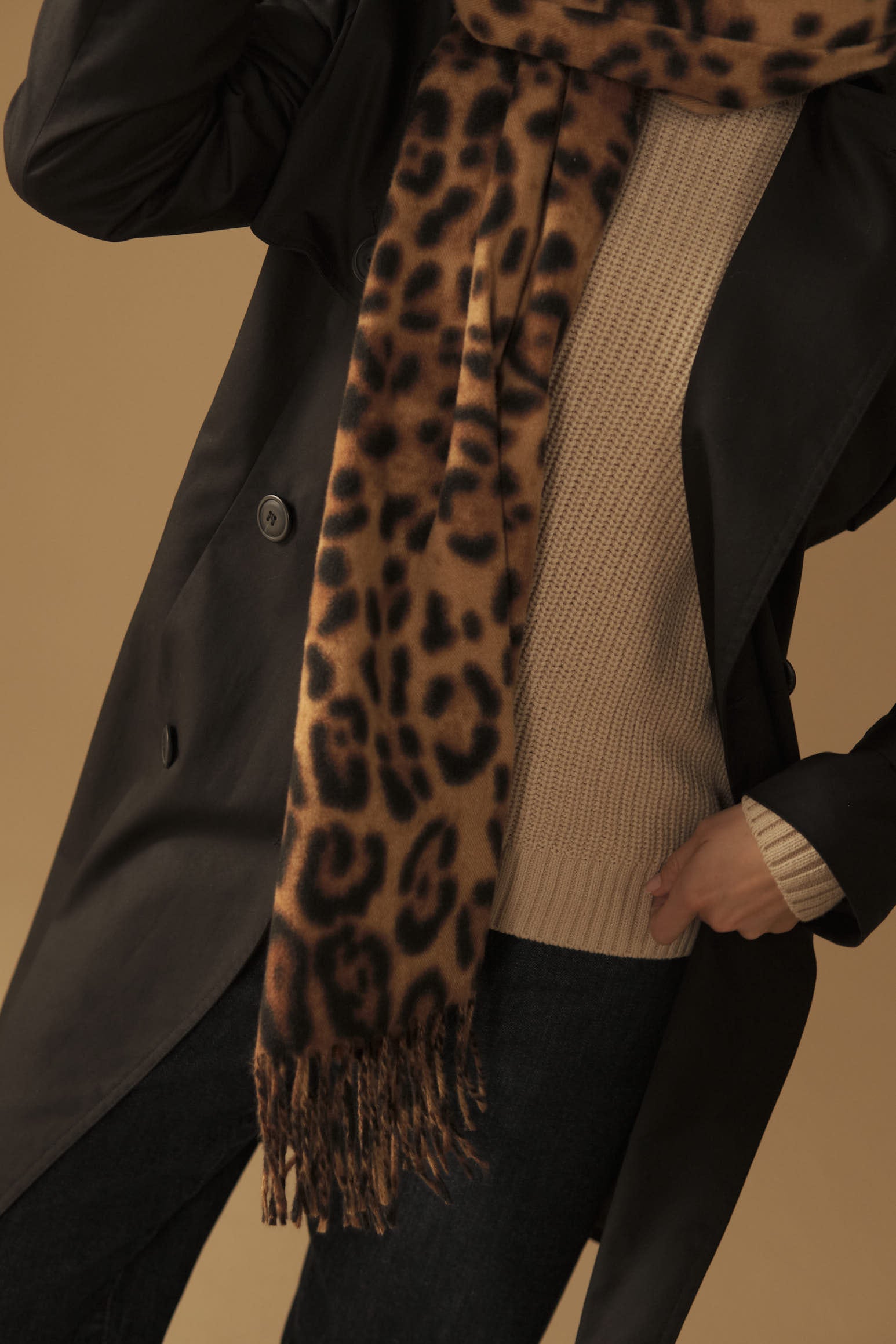 Bufanda suave con flecos decorativos - Café 34_290H202_CAF161334_4