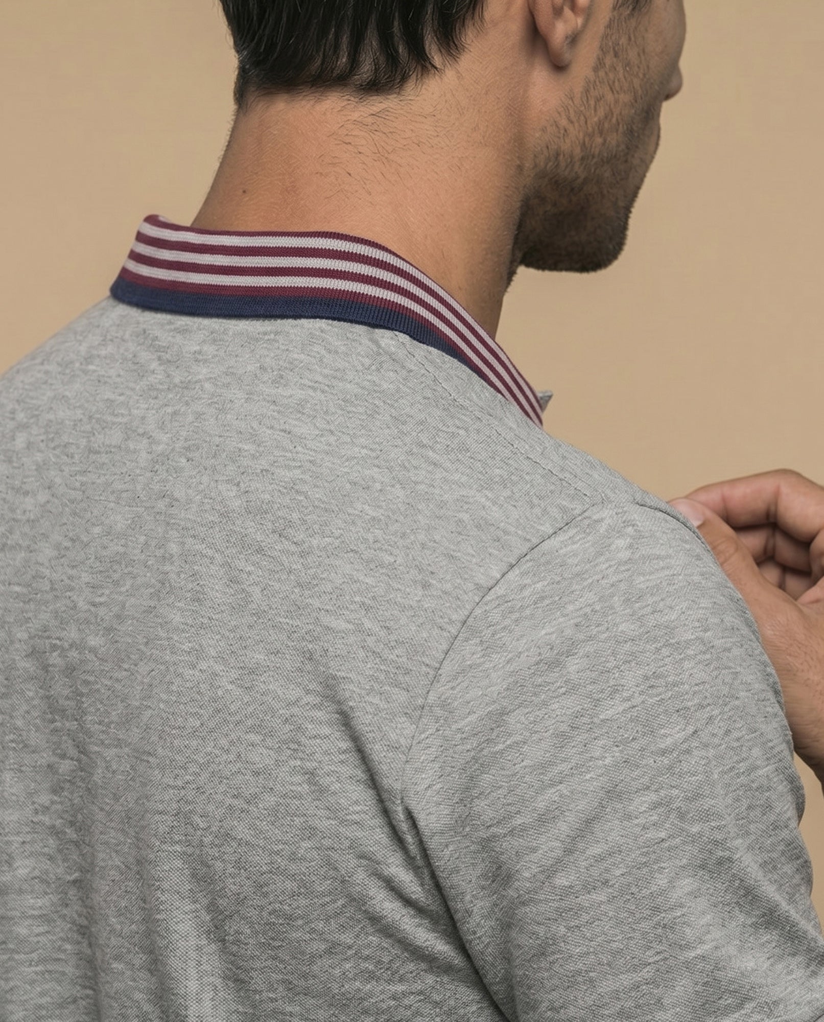 Camiseta polo logo bordado - Gris 34_301E316_GRI190810_6