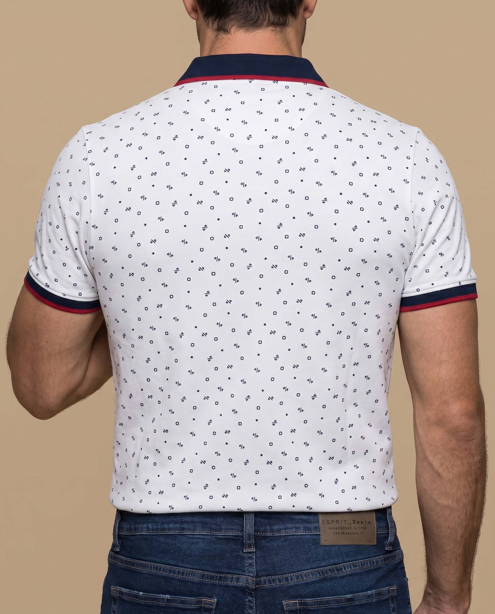 Polo estampado geométrico ajustado - Blanco 34_301E320_BLA110601_4