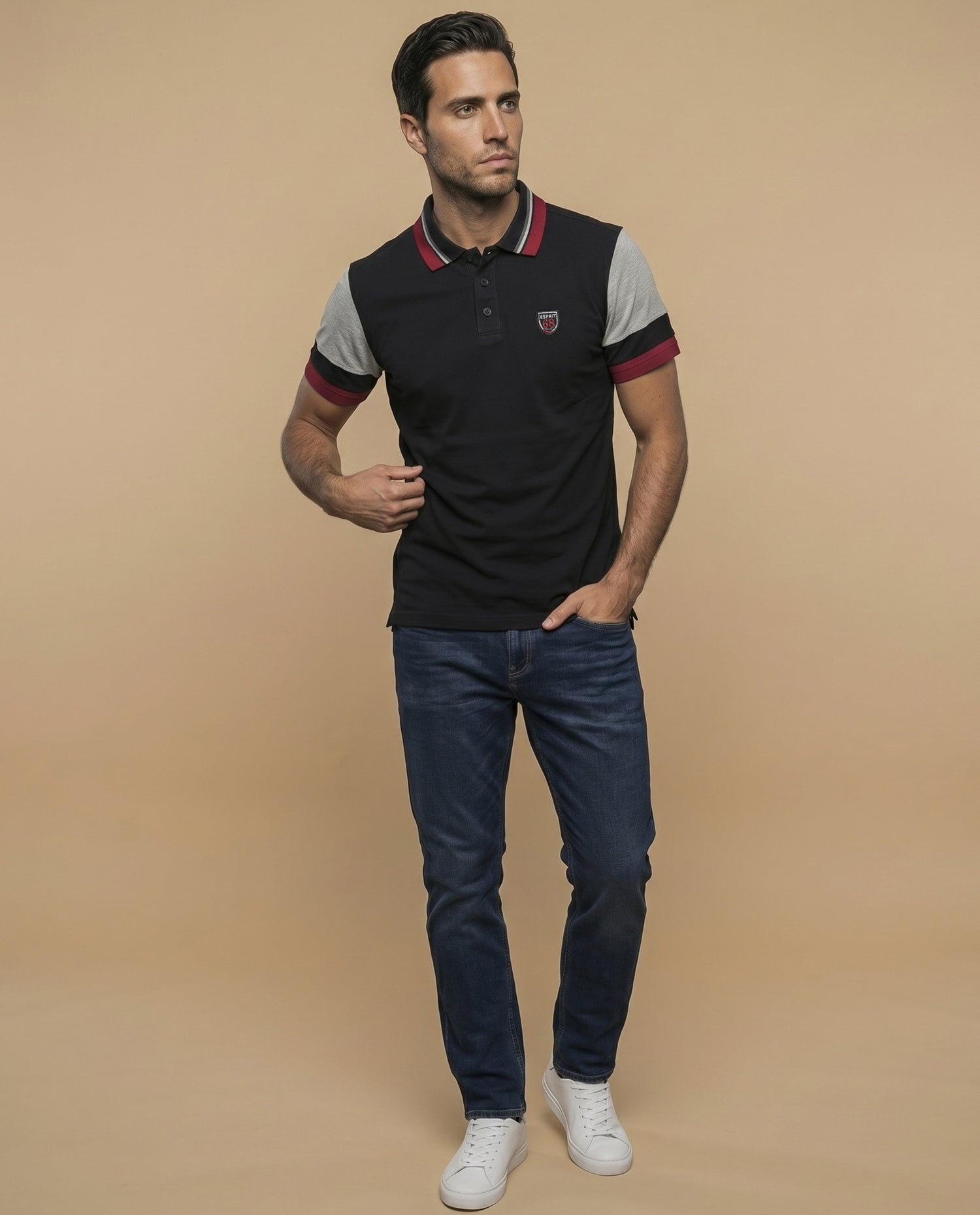 Polo manga corta con cuello a rayas y mangas en bloques de color para hombre - Negro