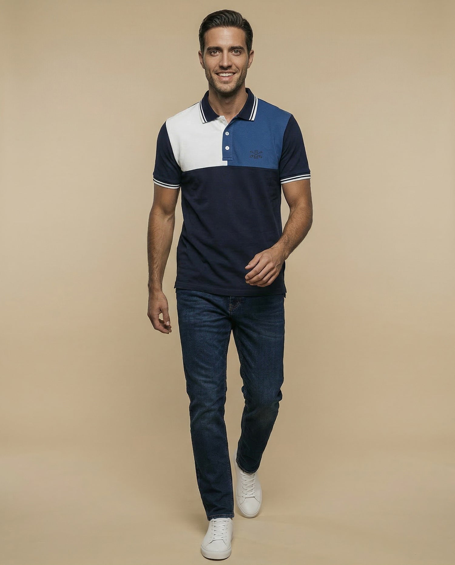 Polo manga corta con diseño de bloques y bordado en pecho - Azul