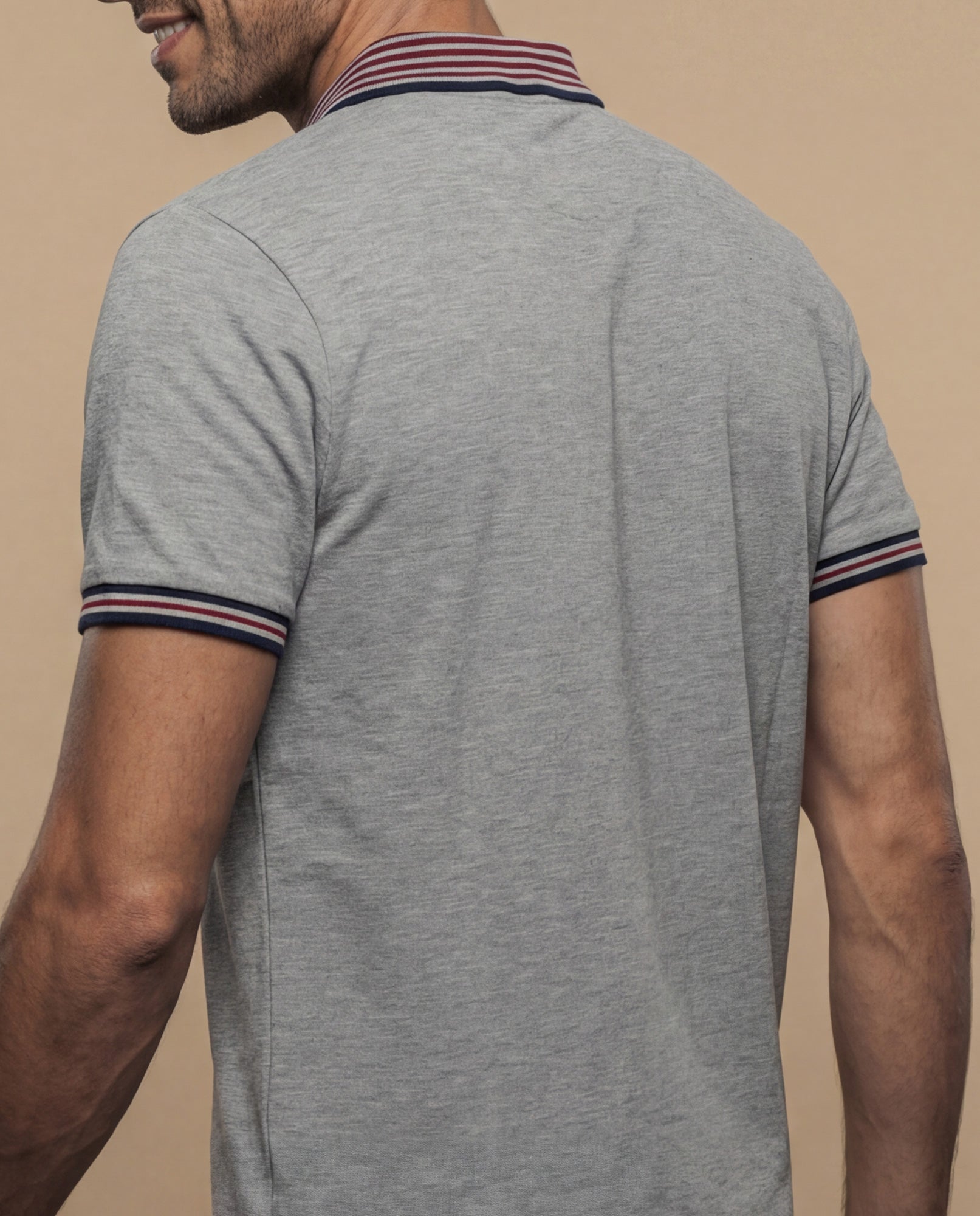 Polo regular logo bordado - Gris 34_305E377_GRI184005_6
