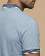 Polo manga corta con cuello camisero a rayas para hombre - Azul