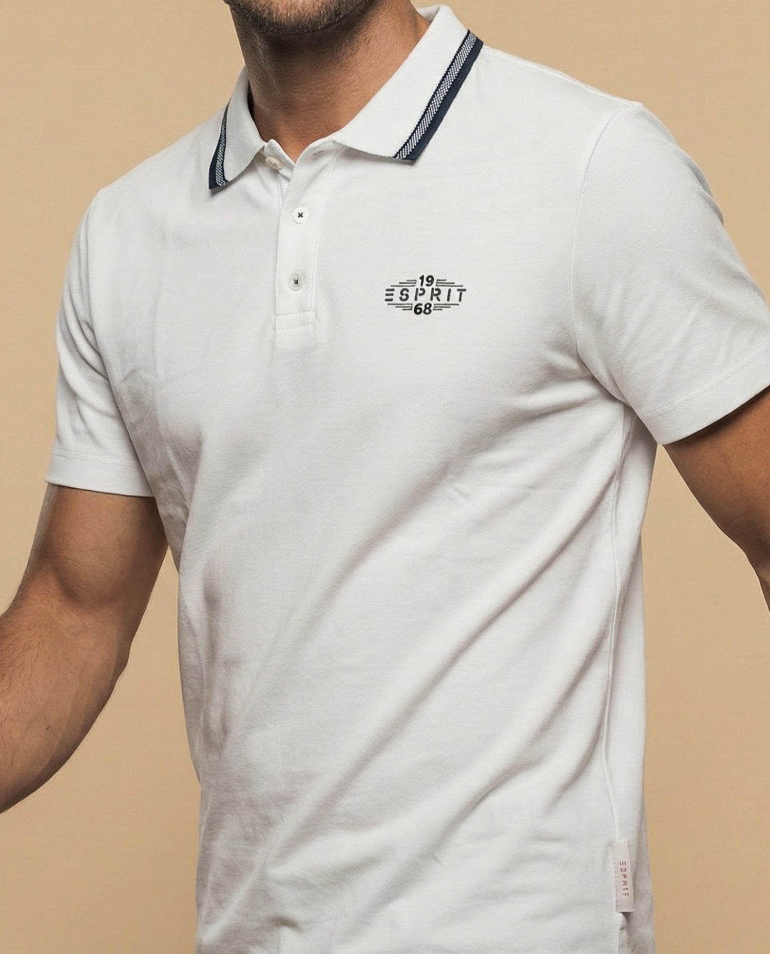 Polo manga corta con ribetes contrastantes para hombre - Crudo