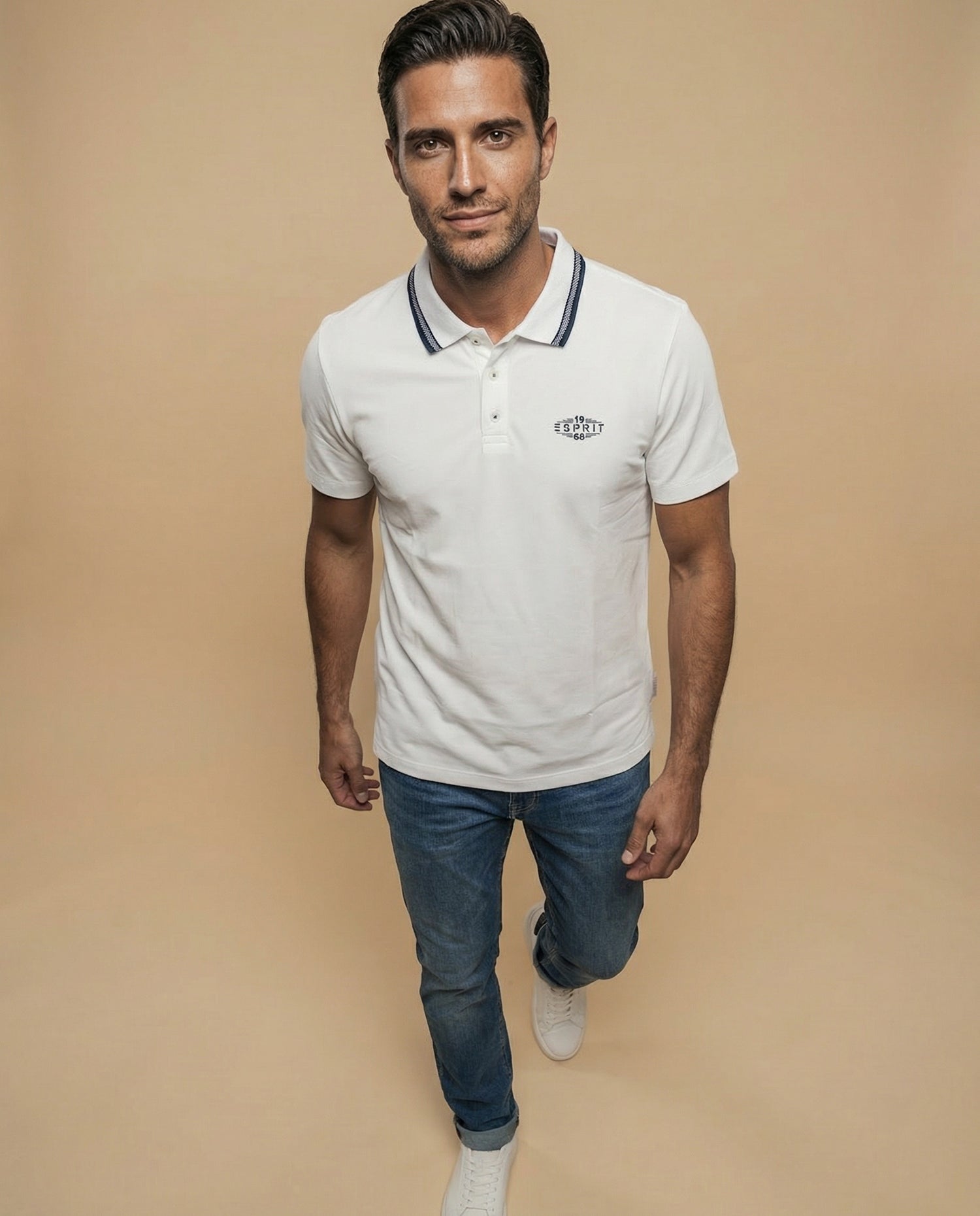 Polo manga corta con ribetes contrastantes para hombre - Crudo