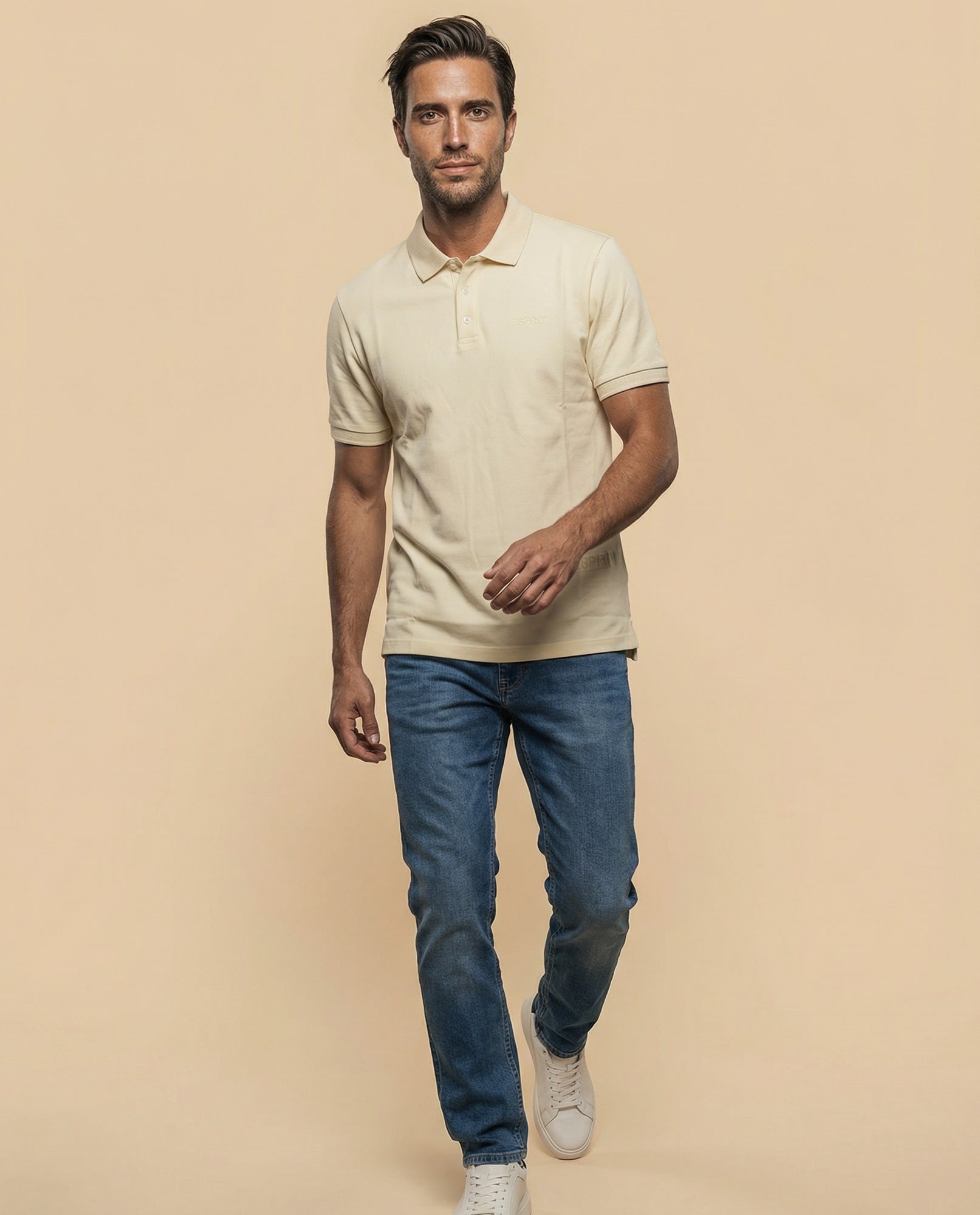 Polo manga corta con cuello camisero y ribete contrastante para hombre - Amarillo 34_305F317_AMA150643_5