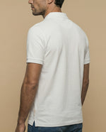 Polo manga corta con cuello camisero y ribete contrastante para hombre - Blanco