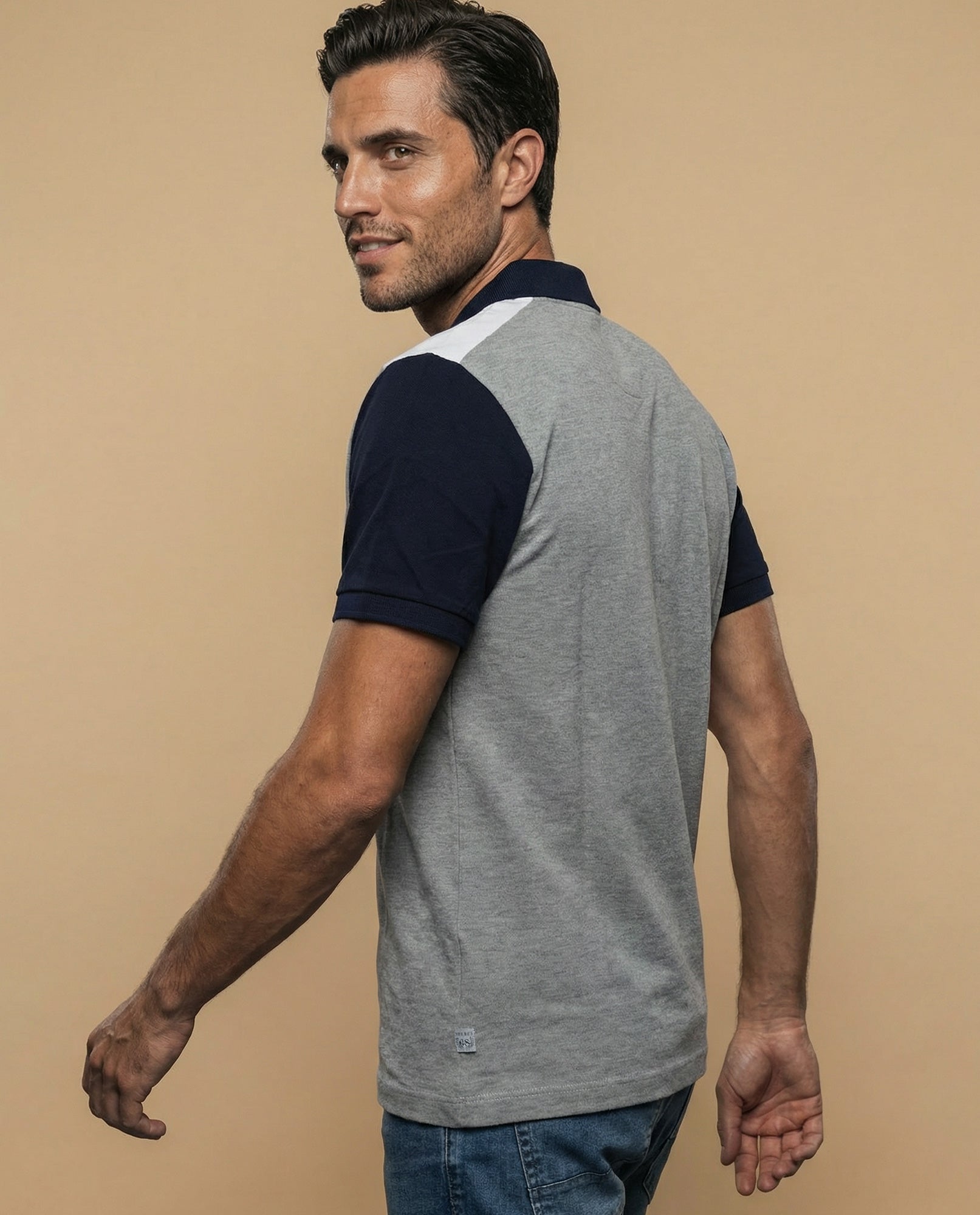 Polo manga corta estilo rugby bloques de color - Gris 34_305F327_GRI183905_4