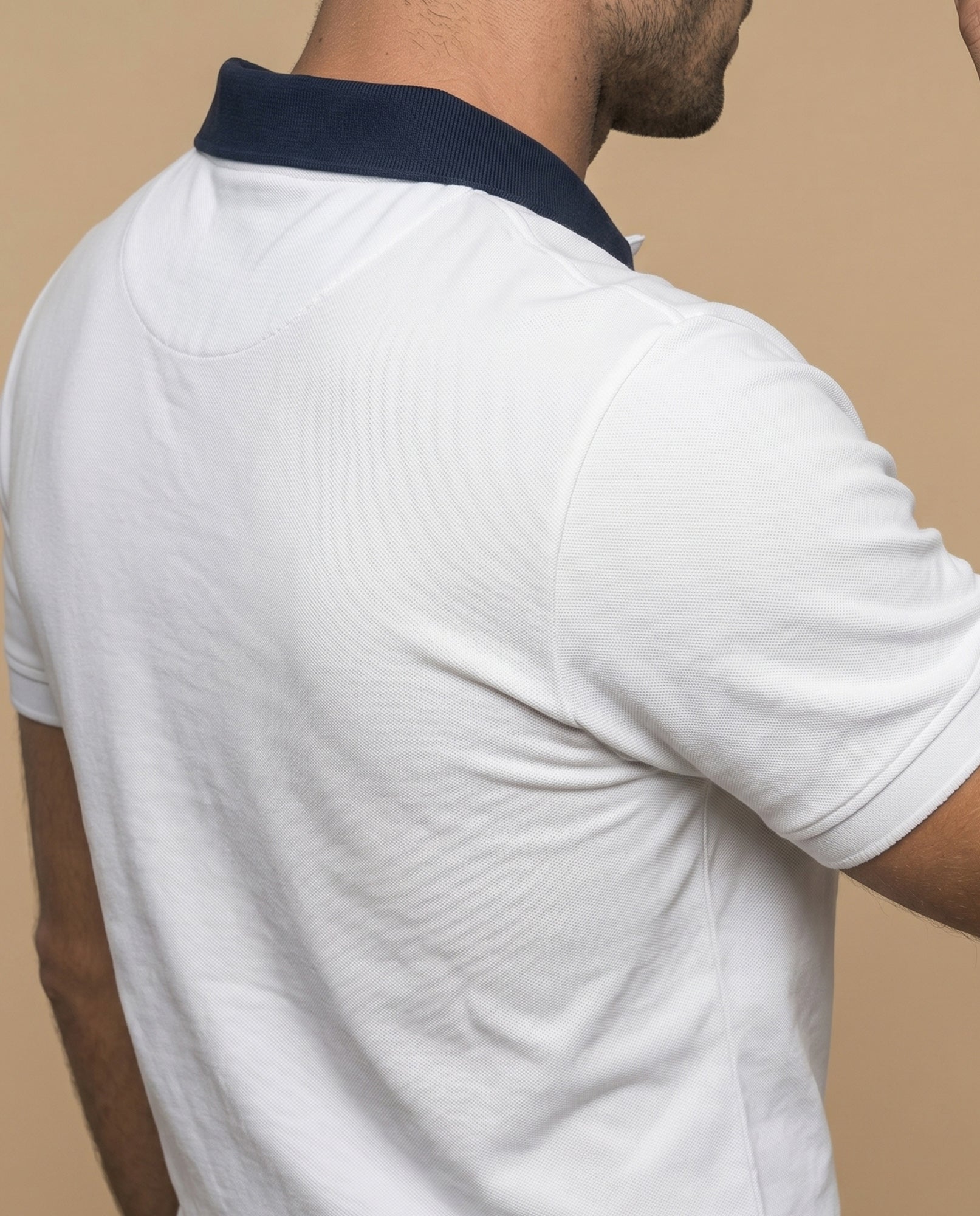Polo manga corta con cuello contrastante y estampado para hombre - Blanco 34_305F357_BLA110700_6