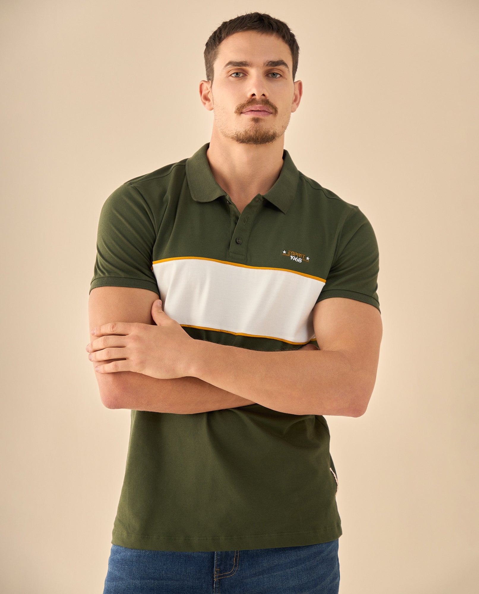 Polo con Detalles Dorados - Verde 34_305G301_VER180312_0